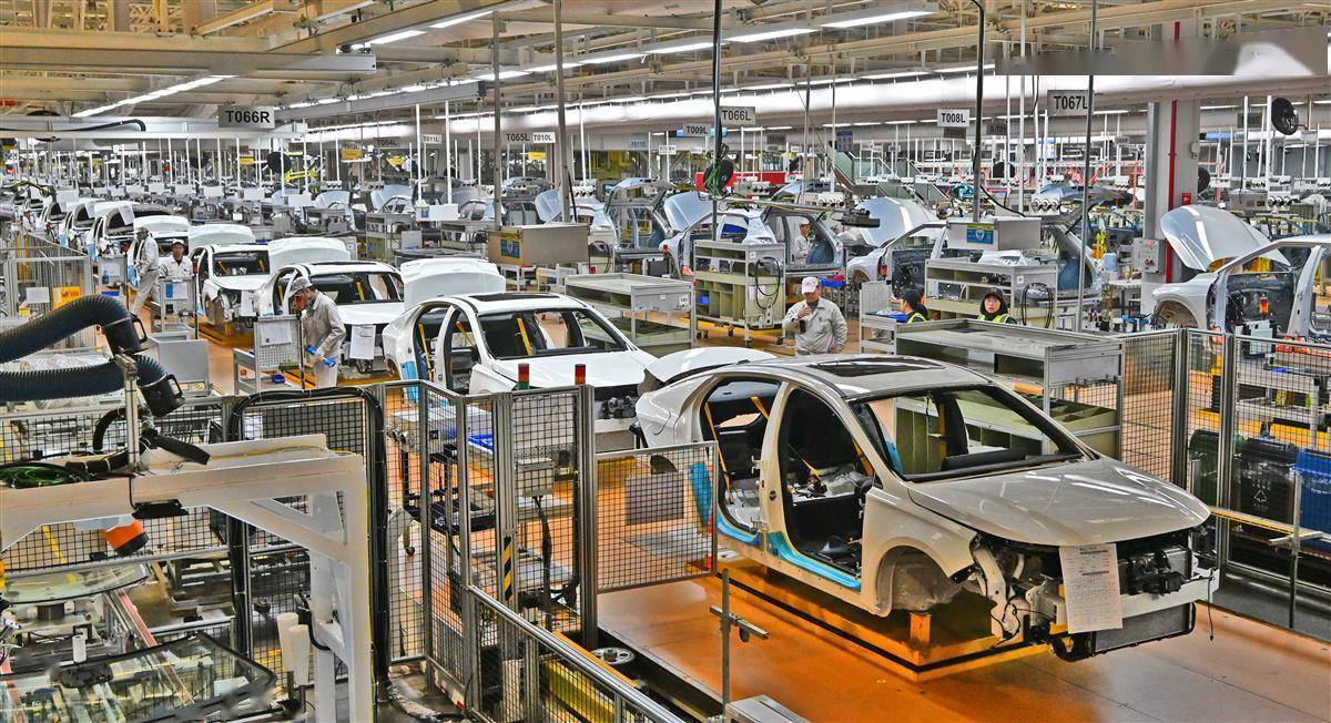 廣汽傳祺宜昌工廠日產(chǎn)汽車近400臺(tái)_汽車_網(wǎng)